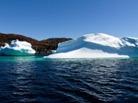 IGP9670 : NFLD, 2018, PENTAX., boat icebergs St Anthony